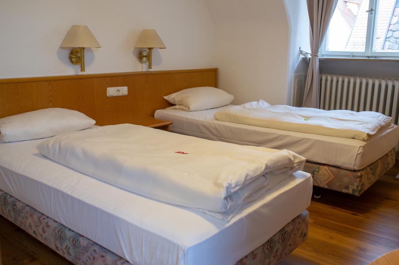 Gaestehaus Am Weissen Turm โรเทนบวร์ก อ็อบ แดร์เทาเบอร์ ภายนอก รูปภาพ