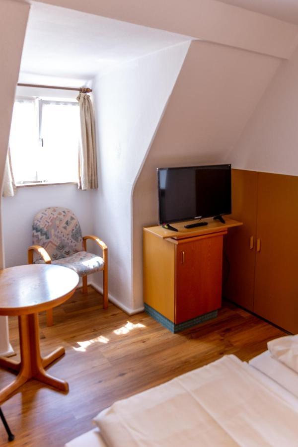 Gaestehaus Am Weissen Turm โรเทนบวร์ก อ็อบ แดร์เทาเบอร์ ภายนอก รูปภาพ
