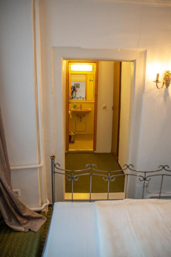 Gaestehaus Am Weissen Turm โรเทนบวร์ก อ็อบ แดร์เทาเบอร์ ภายนอก รูปภาพ