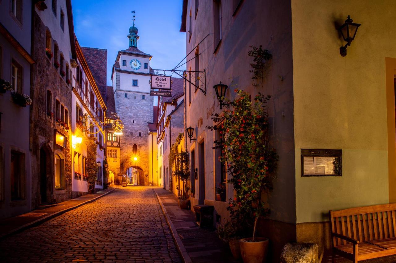 Gaestehaus Am Weissen Turm โรเทนบวร์ก อ็อบ แดร์เทาเบอร์ ภายนอก รูปภาพ
